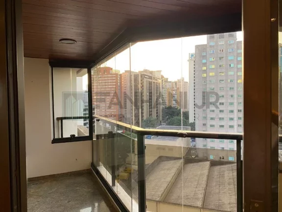 Imagem Apartamento de alto padrão à Venda ou Locação em Indianópolis, São Paulo-SP: 4 Quartos, 2 Suítes, 3 Salas, 5 Banheiros, 4 Vagas, 236m².