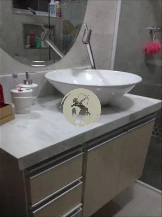 Imagem GARAGEM FECHADA. DOIS DORMITÓRIOS, SENDO UM COM SUÍTE. QUARTO DE EMPREGADA TOTALMENTE REFORMADO E ...