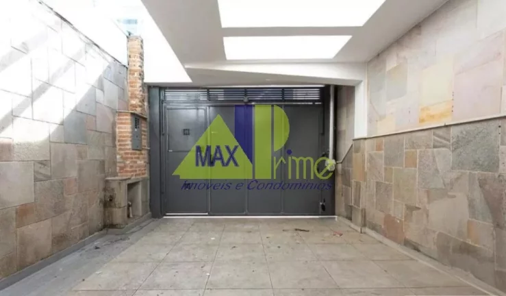 Imagem SOBRADO COMERCIAL FRONTAL/03 DORMITÓRIOS/02 SUÍTES/VAGA DE GARAGEM/VARANDA/QUINTAL