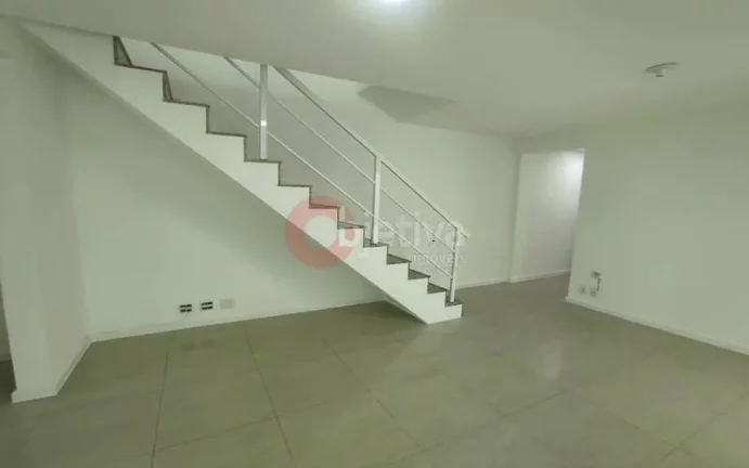 Imagem Cobertura a venda com 3 quartos (todos suítes) - Passagem - Cabo Frio