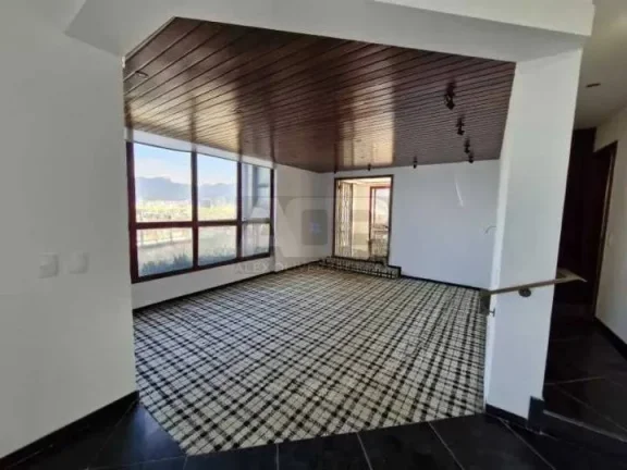 Imagem Cobertura à venda em Ipanema, 573m2, 4quartos, 4vgs, na Francisco Otaviano.