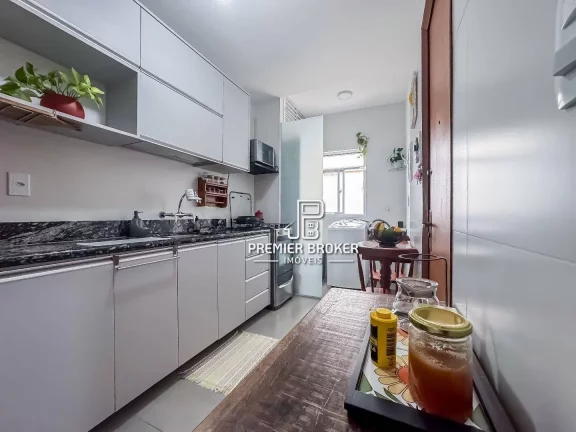 Imagem Apartamento à venda, 62 m² por R$ 320.000,00 - Várzea - Teresópolis/RJ
