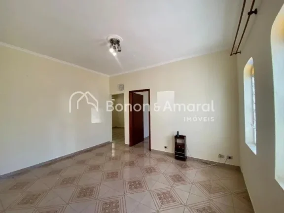 Imagem Casa à venda no Jardim Chapadão, em excelente localização, próxima à Pedreira. Imóvel compost...