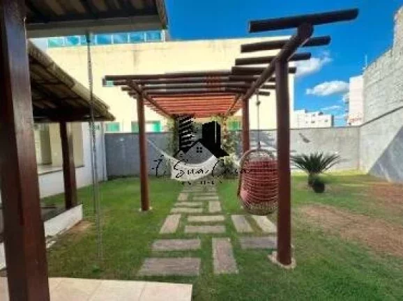 Imagem Casa à venda 4 quartos Bairro Cabral - Contagem/MG