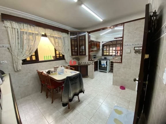 Imagem Sobrado para locação 3 Quartos, 3 Suítes, 4 Vagas , Jardim São Caetano, São Caetano do Sul, SP