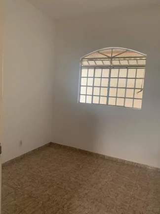 Imagem CASA COM 2 LOJAS EM EXCELENTE LOCALIZAÇÃO, JUATUBA!