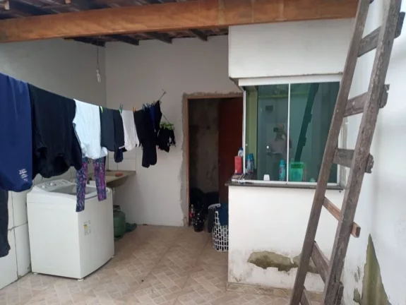 Imagem Casa com 2 dormitórios à venda por R$ 550.000 - Jardim Quaresmeira - Suzano/SP