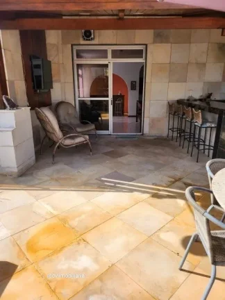 Imagem Venha morar em uma maravilhosa cobertura de 325m², prédio de 3 apartamentos (um por andar), para q...