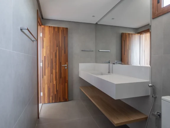 Imagem Casa em Condomínio à venda em Praia do Forte, Mata de São João - Churrasqueira, Piscina e Mobiliado