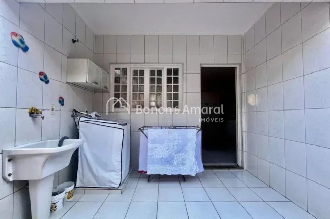 Imagem Casa para locação com 3 dormitórios, 3 banheiros e edícula em Barão Geraldo.

Sobrado de frente...