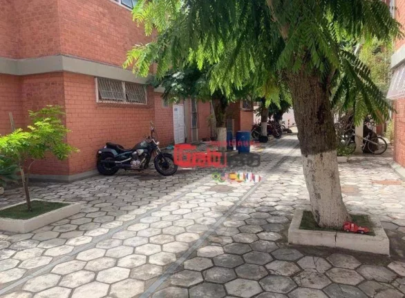 Imagem Apartamento com 2 dormitórios à venda, 68 m² por R$ 315.000,00 - Braga - Cabo Frio/RJ