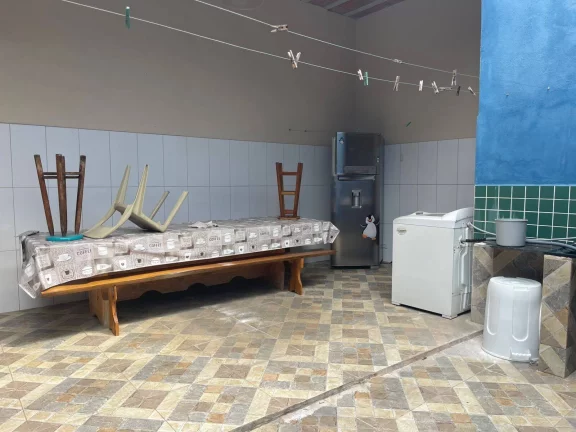 Imagem Galpão Comercial à Venda ou Locação – Bairro Gaivotas, Caraguatatuba-SP