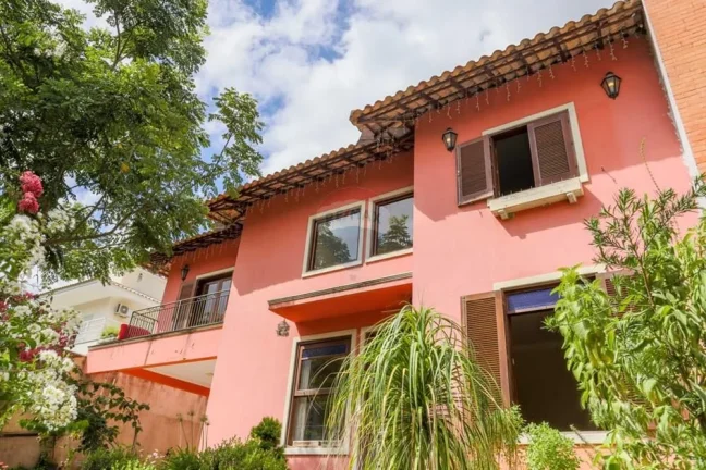 Imagem Encantadora Casa em Condomínio, Sorocaba, SP!