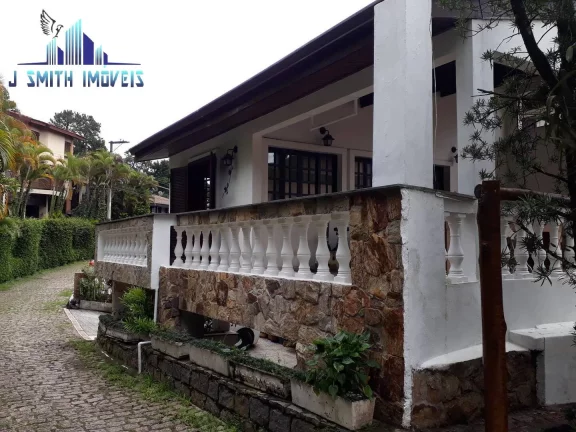 Imagem CASA NOBRE, 191m², ÓTIMOS ACABAMENTOS, EM CONDOMÍNIO FECHADO, RODOANEL.
