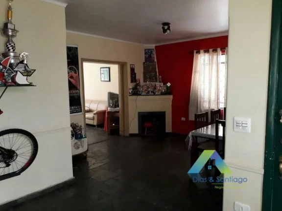 Imagem ACLIMAÇÃO Sobrado 350M² e EDICULA, 3 dormitórios 1 suíte, varanda gourmet, 7 vagas a 800 metros da estação do metro Vergueiro !!!