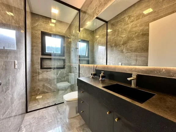 Imagem Casa em Condominio 5 Dormitórios - Bairro Marina