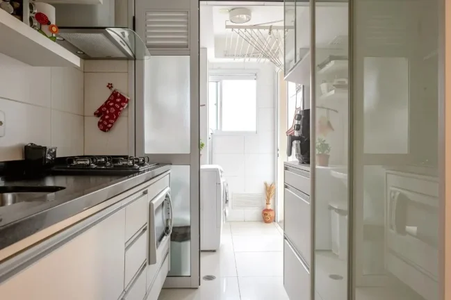 Imagem Apartamento 61M², 2Q, 1 Suíte, 2 Banheiros, 1 Vaga, Varanda Gourmet, Academia, Piscina, Churrascaria, Salão de Festas e Jogos, Playground, Depósito.