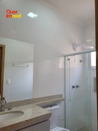 Imagem Casa em Condomínio no Alto do Vale: 3 quartos, 1 suíte, 2 salas, 2 banheiros, 4 vagas de garagem - 156m². Condomínio Pereira Alvim. Quer Imóvel Negócios Imobiliários.