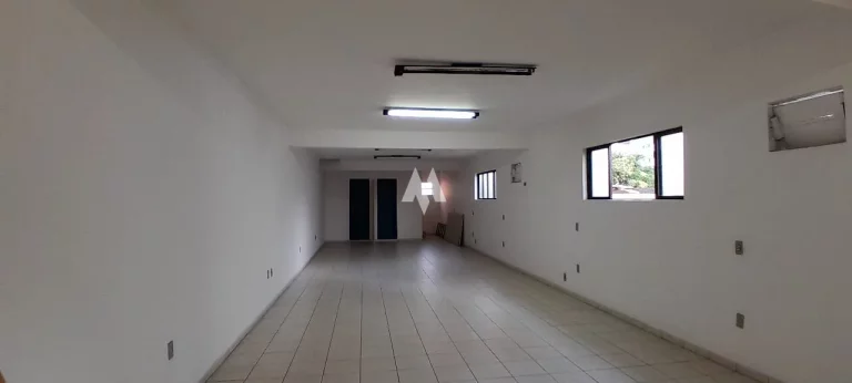 Imagem Sala Comercial - Vila Mathias - Rua Joaquim Távora - Vila Mathias - Próximo a Av. Ana Costa.