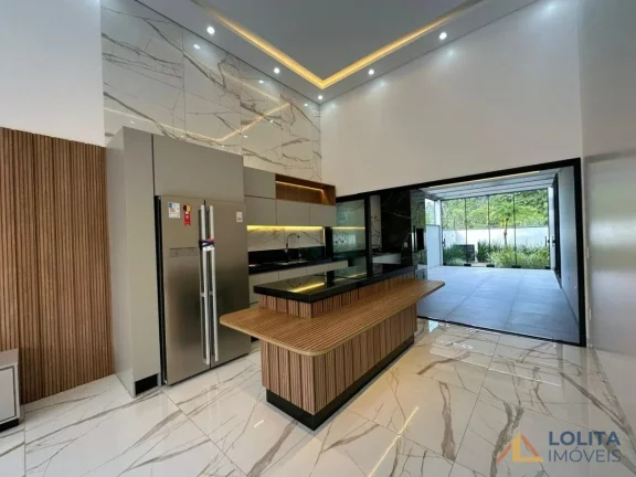 Casa à venda em São Jos?(C)/SC. 3 quartos e 2 vagas de garagem