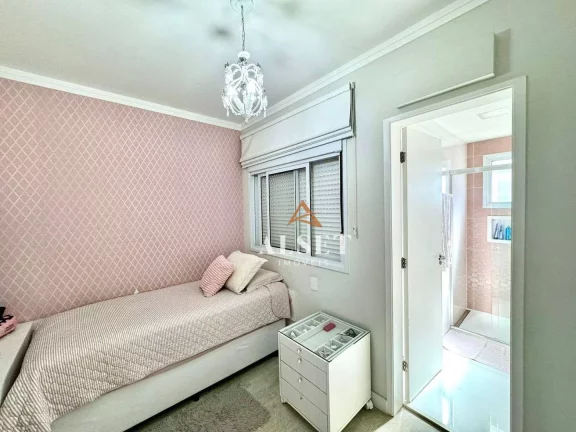 Imagem Apartamento totalmente reformado com 3 suítes no Tatuapé