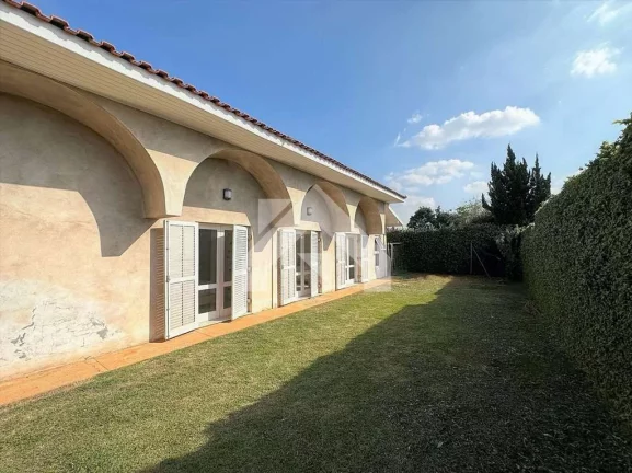 Imagem Casa de Condomínio em Jardim Passárgada I - Cotia