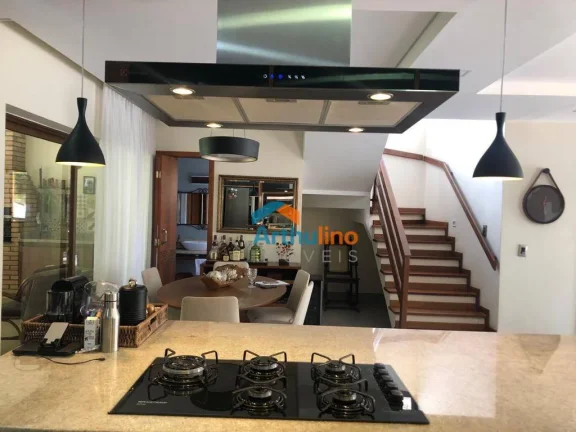 Imagem Casa 225 m² com 3 dormitórios, 3 suites, 4 banh, 5 vagas à venda, por R$ 1.500.000 - Fazendinha - Carapicuíba/SP