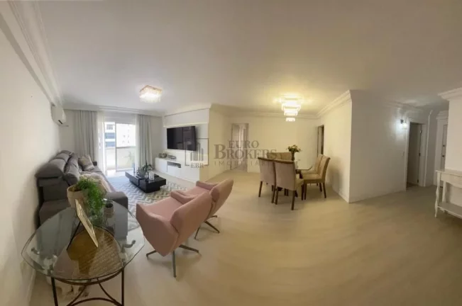 Imagem Apartamento Quadra Mar com 3 dormitórios à venda na Barra Sul em Balneário Cambo