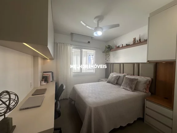 Imagem Apartamento Quadra mar á venda com 2 dormitórios sendo uma suíte localizado em Balneário Camboriú
