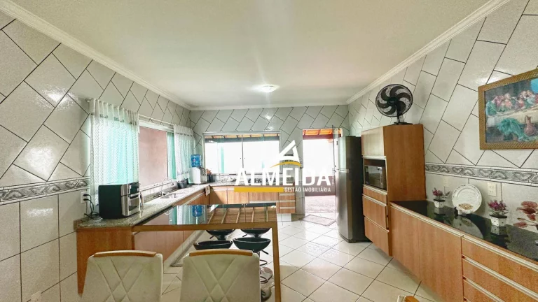 Imagem Casa com 3 dormitórios à venda, 257 m² por R$ 899.000,00 - Centro - Santa Gertrudes/SP