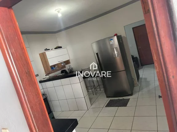 Imagem Casa com 3 dormitórios à venda, 200 m² por R$ 400.000,00 - Santa Maria - Itumbiara/GO