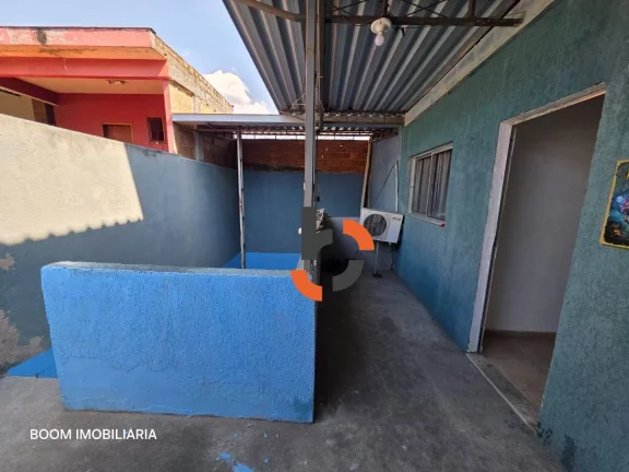 Imagem Casa com 5 dormitórios à venda, 261 m² por R$ 600.000,00 - Santa Eugênia - Nova Iguaçu/RJ