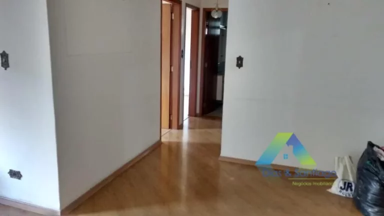 Imagem Lindo Apartamento com 3 dormitórios sendo 1 suite, 3 vagas de garagem a 5 minutos da estação do metro Jabaquara.