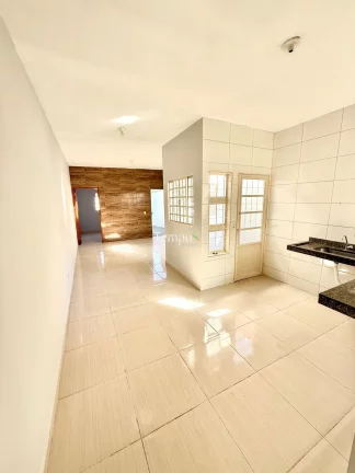 Imagem Linda Casa no Setor Monte Pascoal – 2 Quartos, Área Gourmet e Excelente Acabamento