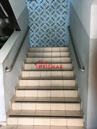 Imagem Aluga-se loja/galpão comercial canal 1 com estacionamento