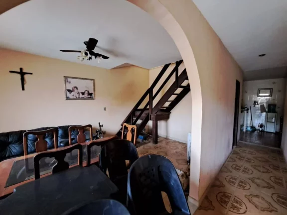 Imagem Casa à Venda de segunda locação – Espaço para Toda a Família!