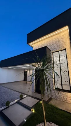 Imagem Casa com 3 dormitórios à venda, 223 m² por R$ 980.000,00 - Alto do Trindade - Itumbiara/GO