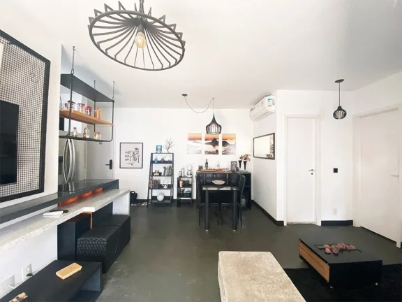 Imagem Apartamento 74M², 1Q, 1 Suíte, 2 Banheiros, 2 Vagas, Churrasqueira, Piscina, Piscina Aquecida, Pista de Cooper, Salão de Festas e Jogos, Sauna, Quadra