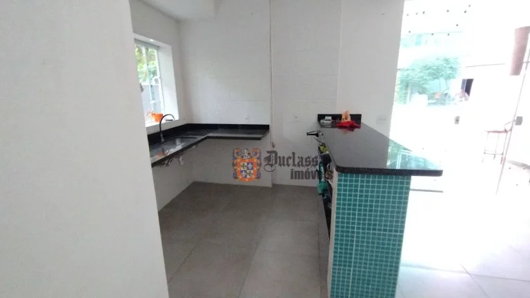 Imagem Sobrado com 3 dormitórios à venda, 110 m² por R$ 538.000,00 - Boiçucanga - São Sebastião/SP