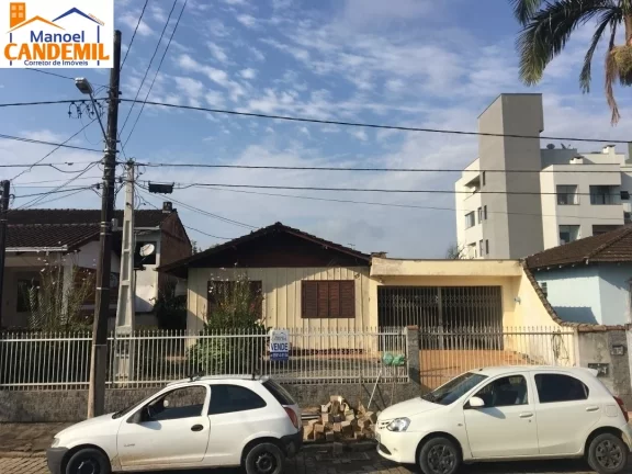 Terreno à venda no bairro Itaúm.