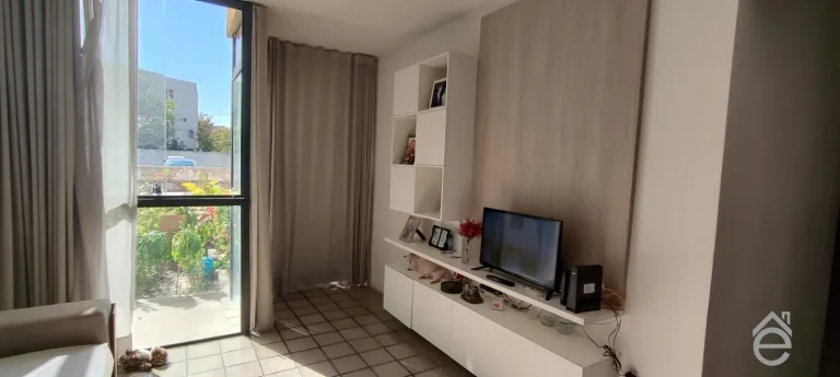Imagem Apartamento á venda na Jatiúca, 3/4, 2 suites, 200m da praia, 100m2 ótimo local