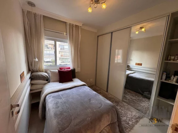 Imagem Apartamento duplex à venda no Alto de Pinheiros São Paulo SP com 2 suítes, 2 vagas de garagem e 80m²
