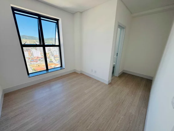 Imagem Apartamento com 3 suítes e 2 vagas de garagem em Balneário Perequê, Porto Belo/SC