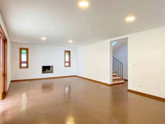 Imagem Casa com 3 dormitórios à venda, 290 m² por R$ 1.650.000,00 - Granja Viana -