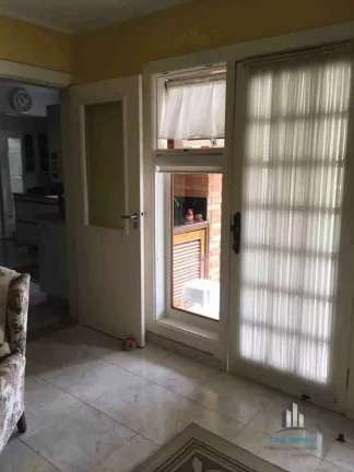 Imagem Alphaville 8 Casa de 380m² com 4 Dorms sendo 1 Suíte e 4 Vagas de Garagem