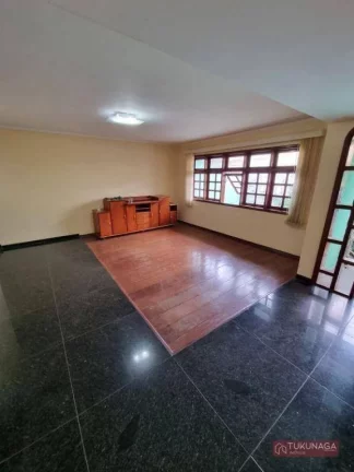 Imagem Sobrado com 3 dormitórios à venda por R$ 775.000,00 - Vila Tibagi - Guarulhos/SP