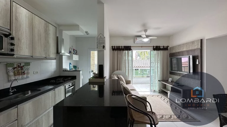 Imagem Apartamento na Praia das Toninhas próximo ao mar
