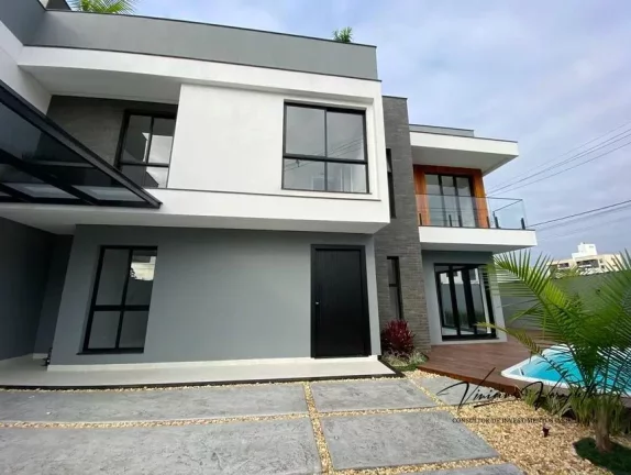 Imagem Casa / Sobrado para Venda em Camboriú / SC no bairro São Francisco de Assis