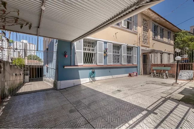 Imagem Apartamento à venda no bairro Passo da Areia - Porto Alegre/RS