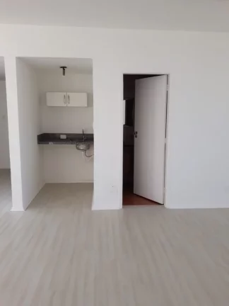 Imagem Sala comercial de 60m² para venda ou locação no Centro de Santo André-SP! Confira!